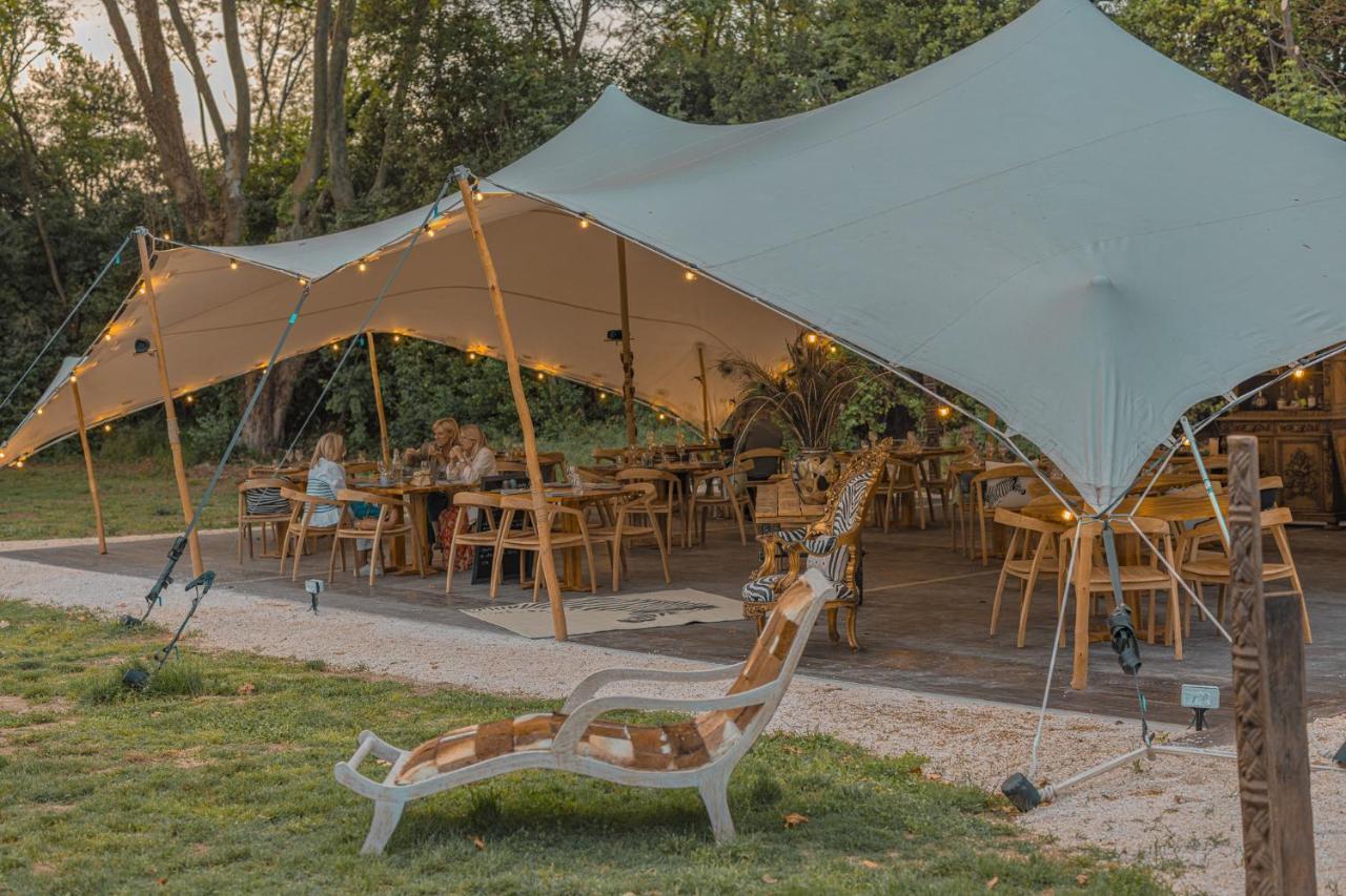 Mas De Capelou Acomodação com café da manhã Avinhão Exterior foto